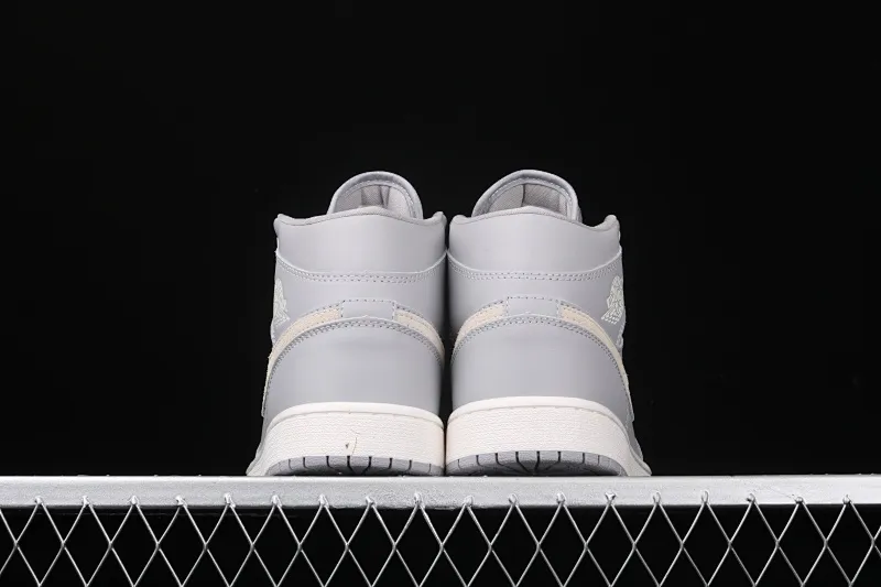 All Categories Air Jordan Jordan Series Basketball Shoes Air Jordan 1 High Air Jordan 1 Mid AJ1 Joe 1 Gray Little Earl Basketball Shoes CD7240-002